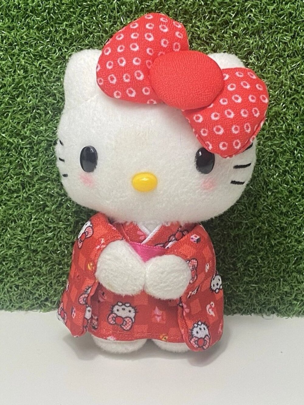 Sanrio 2016 Hello Kitty Japan Red Ribbon Kimono Plush Stuff Toy Doll